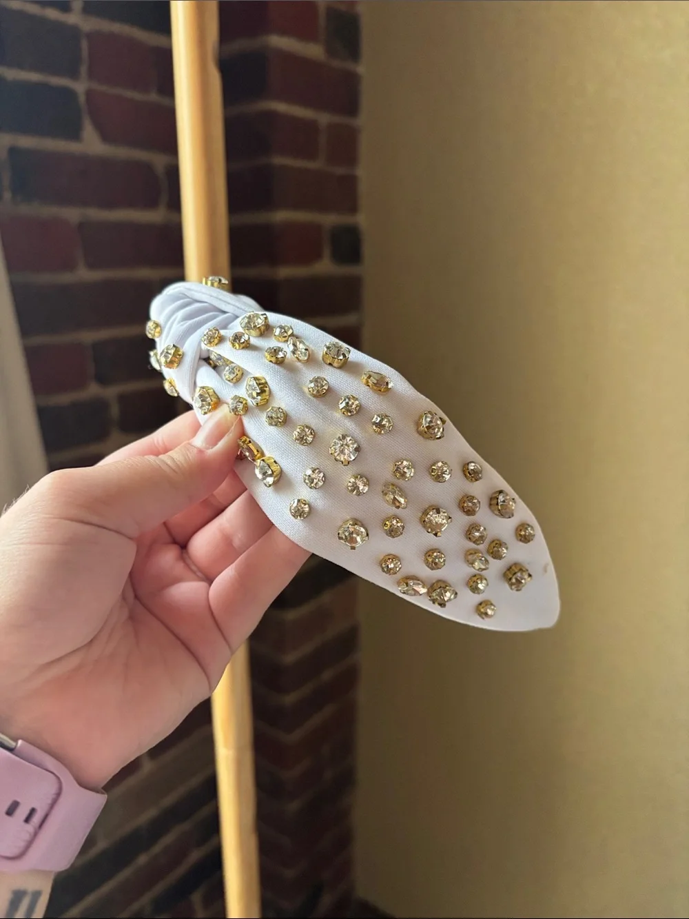 White Crystal-Embellished Knotted Headband with Gold Accents